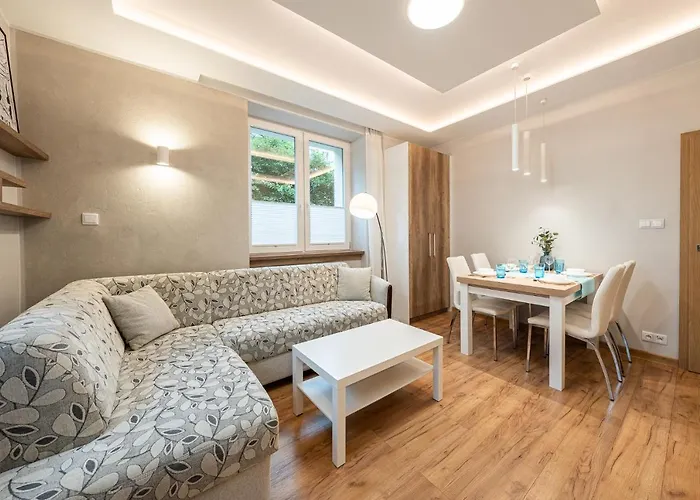 Bluebird Near Spodek Mck & Center Apartman